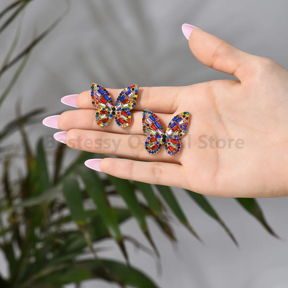 Elegant Luxury Butterfly Design Earrings Women Korean Fashion Colorful Crystal Ear Piercing Studs Cute Fairy Temperament Jewelry