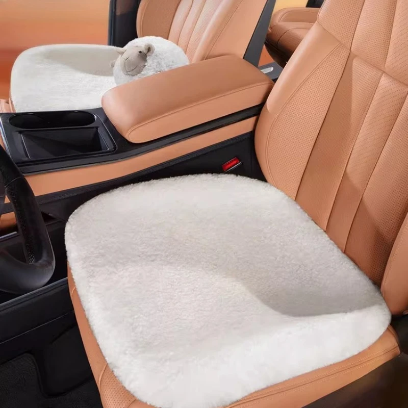 

Wool car seat cushion, single autumn and winter plush cushion plush seat cushion