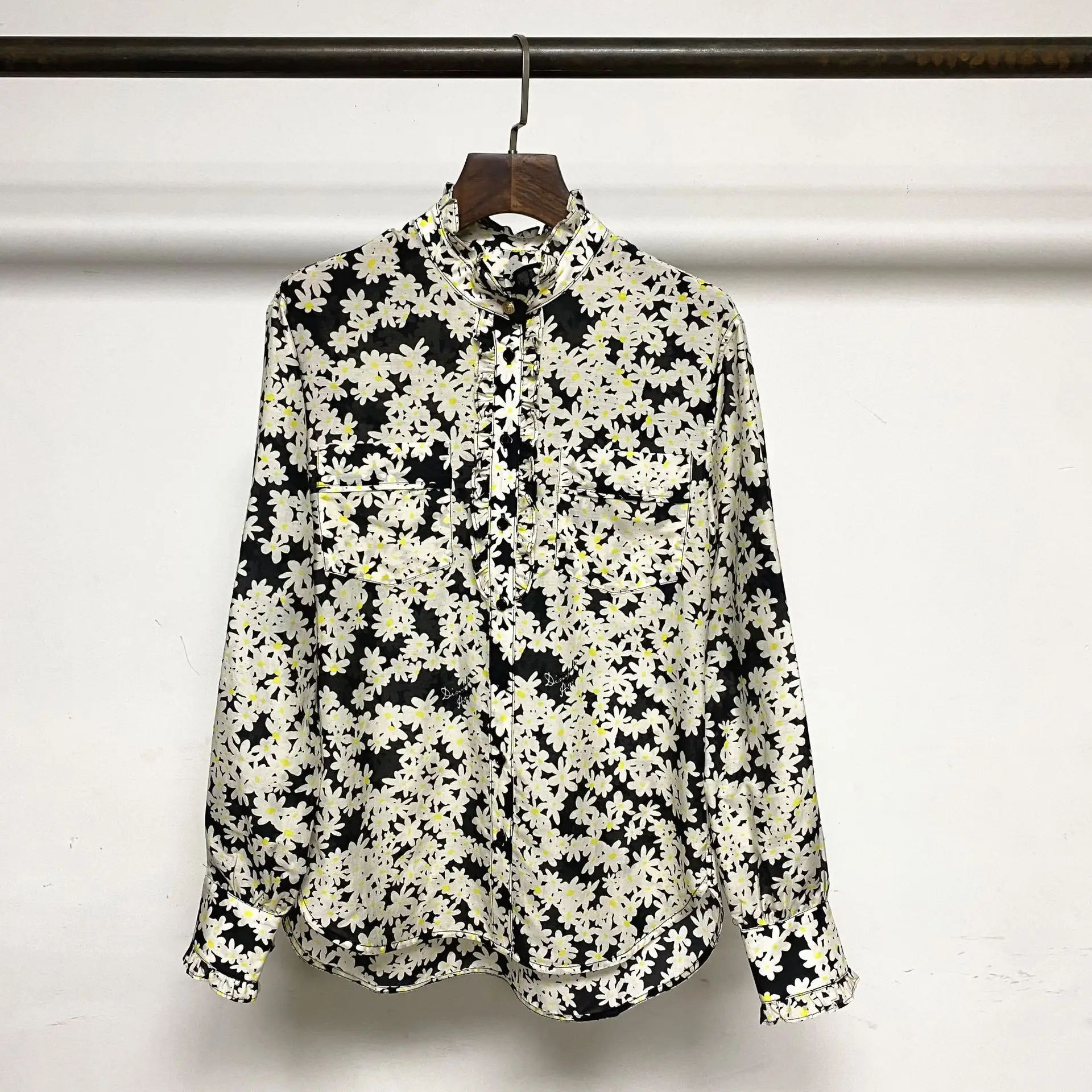 

Withered Daisy+fungus Edge Silk Cotton Shirt, Soft Yet Firm, B Style Simple And Skin Friendly Blouses Women's Clothes Shirts Top