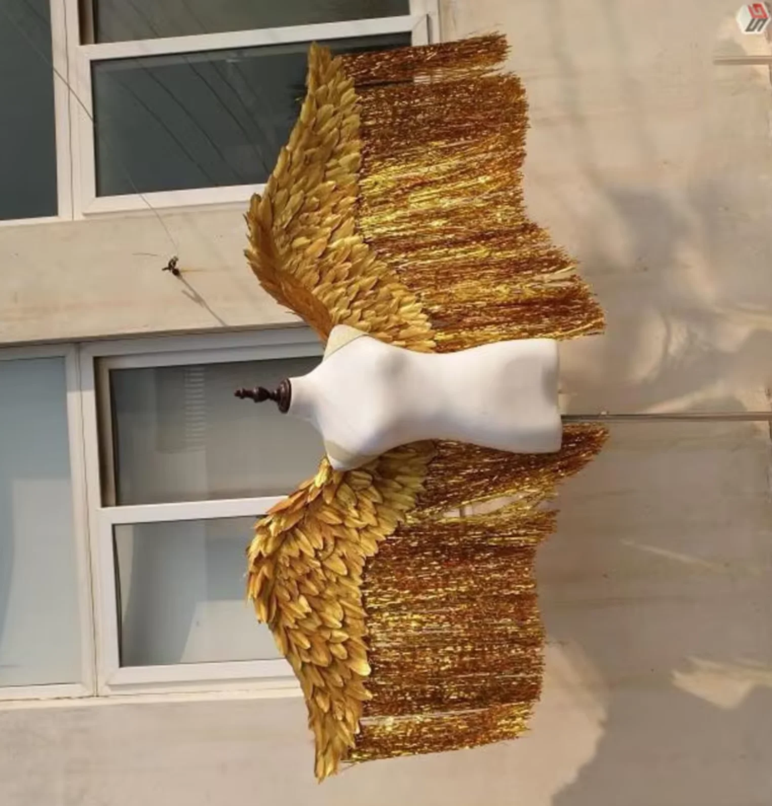 

Реквизит для фотосессии, золотые крылья, большой размер, красивые серебряные крылья ангела с перьями, модный показ, модель, костюм для подиума, сценического шоу