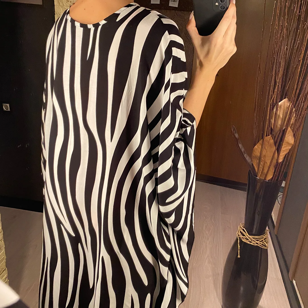 Sexy Tunika mit Zebra-Muster und V-Ausschnitt, Strandkleid, Strandmode, langes Strandkleid für Damen, V4159 – Detail 10