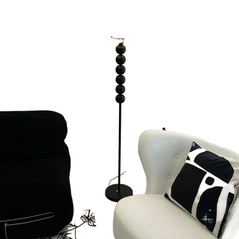

Fashion dots, simple and versatile, comfortable living room sofa feeling atmosphere light, floor lamp