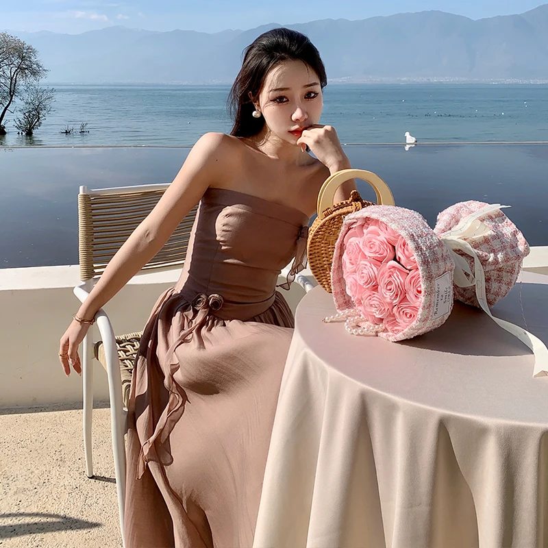 French Vintage Temperament Design Dry Rose Tube Top Dress Women's Chic Word Collar Holiday Dress 2022 Summer Clothing