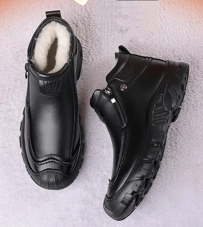 Men's Heavy-Duty Winter Snow Boots Thick Non-Slip Traction Short Round-Toe Booties for Outdoor Snow