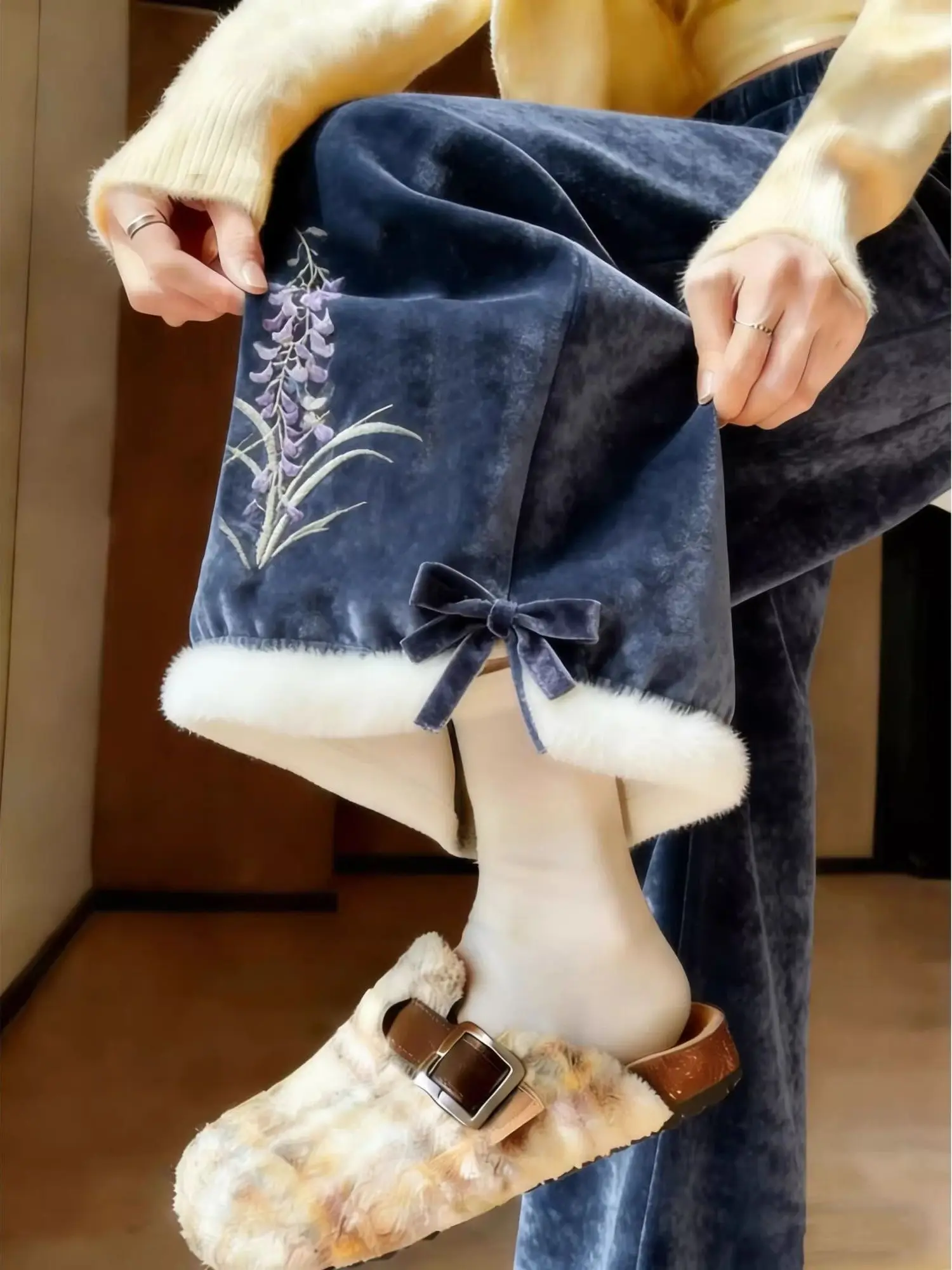 Thiened Fce Lined Straight Leg Pants for Men And Women Casual All-Match Winter Warm Embroidered Comfortable Long Trousers