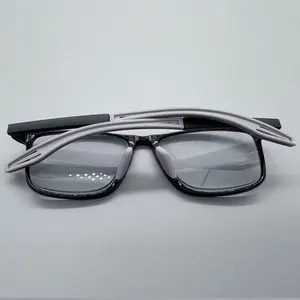 Bir kadını okuyan gözlükte ilk 10 satış-no. 3