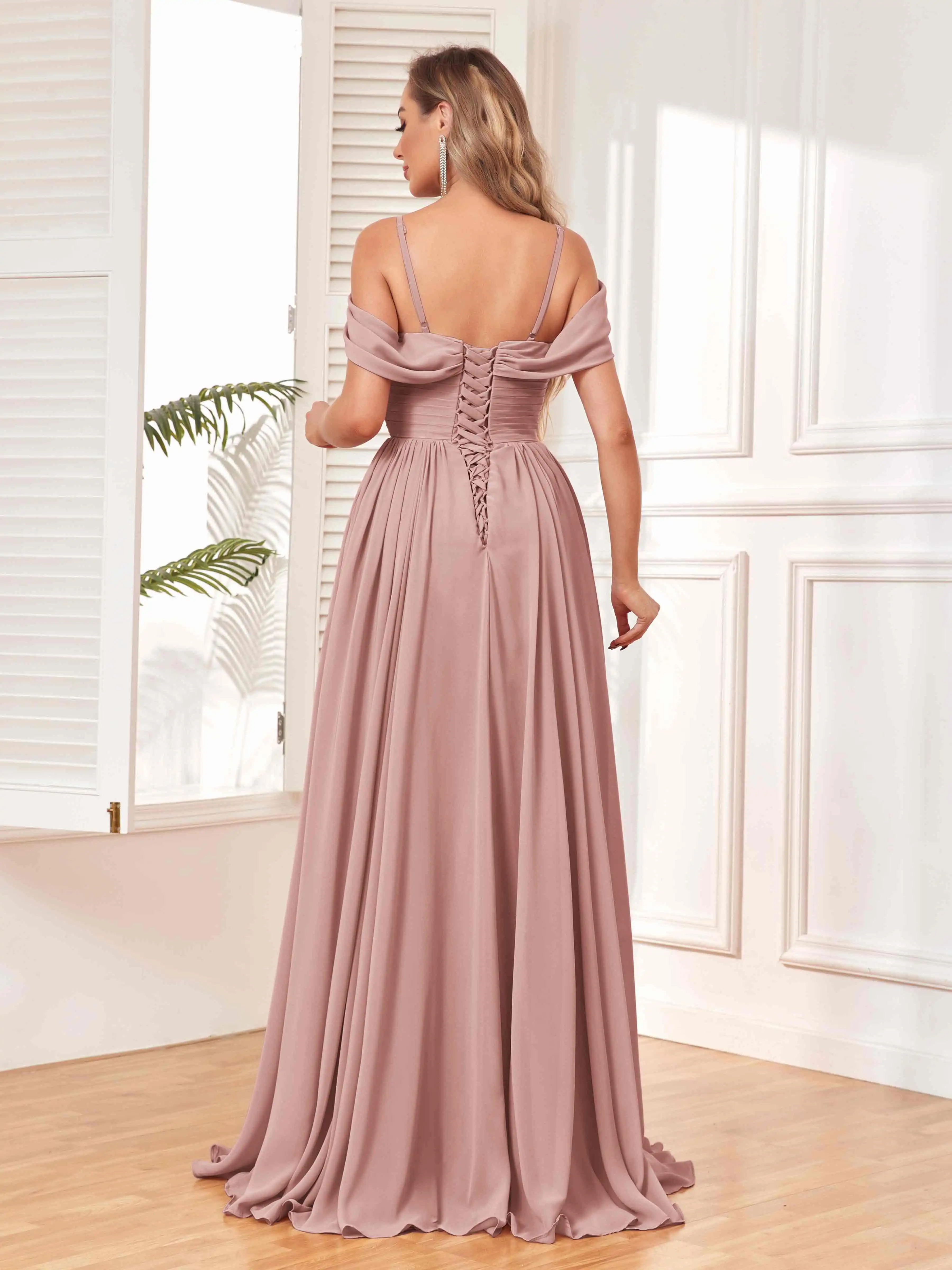 Off the Shouler V-neck Chiffon Bridesmaid Dresses With Split Pleated Corset Sleeveless Evening Gowns A-line Long Formal Party