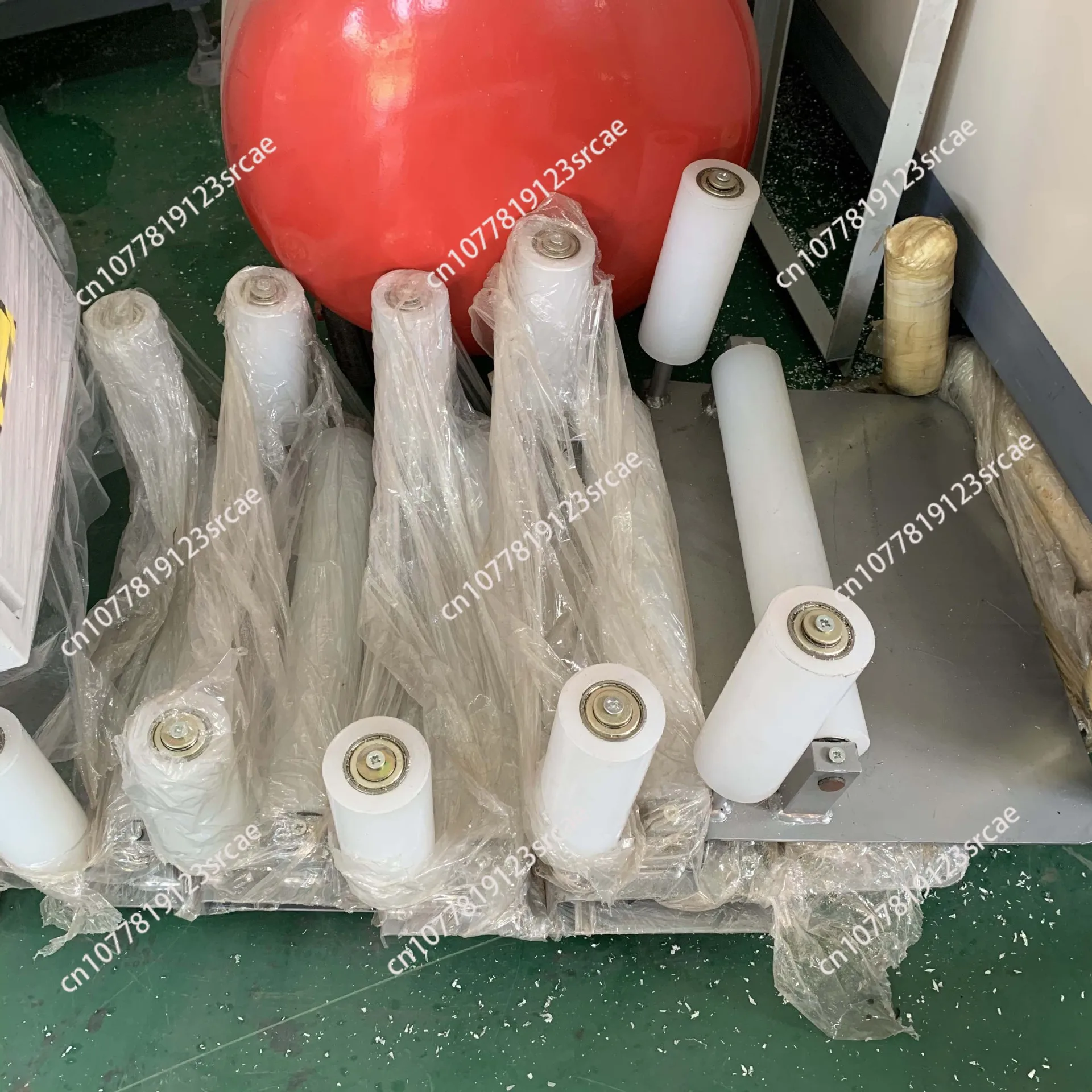 Aluminum profile unloading small pulley, get on and off transmission frame, roller drag frame feeding
