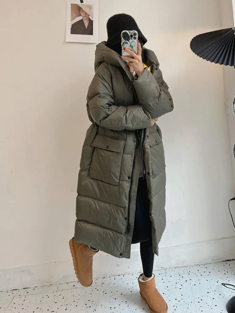 Parkas longas com capuz com bolsos para mulheres, jaqueta branca grossa de pato, casaco puffer quente, outwear solto, novo, inverno, 2023