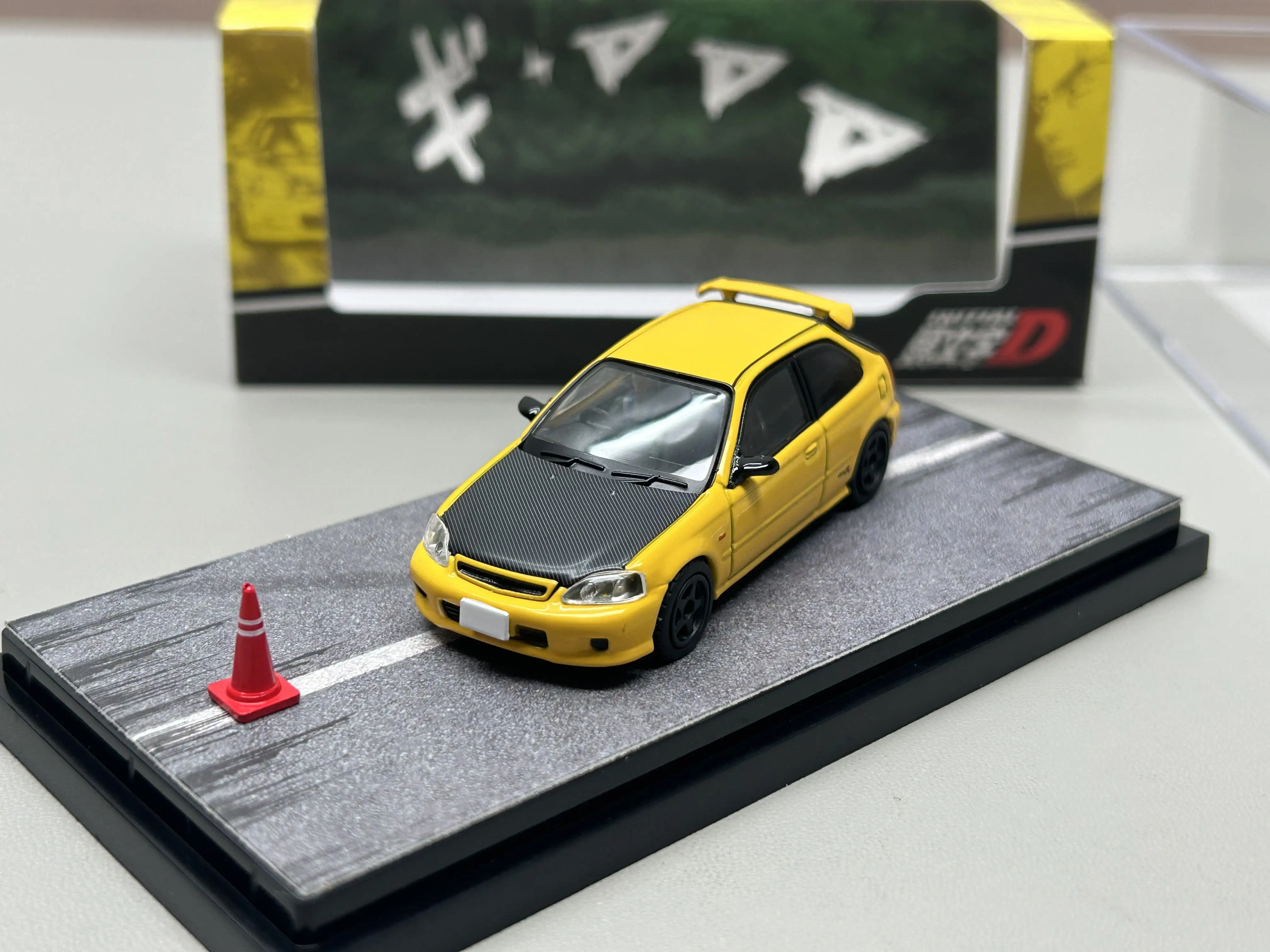 Diecast Hobby Japan 1:64 Scale Honda CIVIC EK9 Alloy Car Model view 3