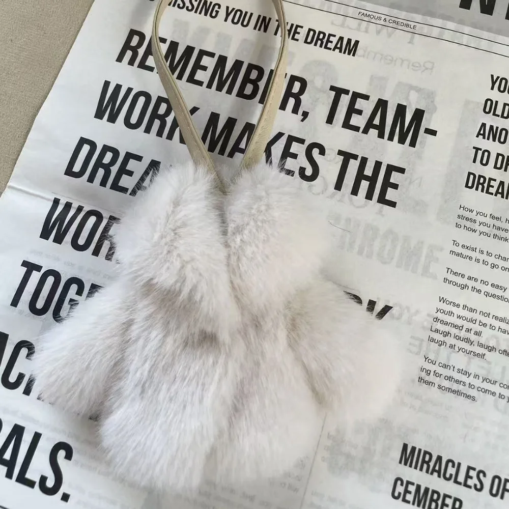 

Модная сумка из искусственного кроличьего меха, очаровательная форма одежды, мягкий подвесной орнамент, модная подвеска, украшение для ключей от машины