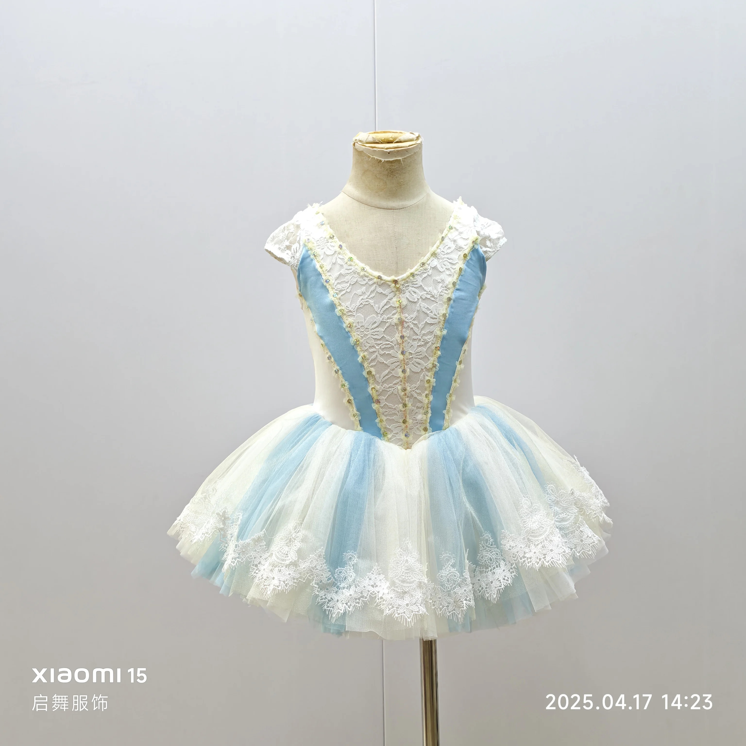 

New dance costume professional jazz dance dress performance dress Lodysuit Latin dress