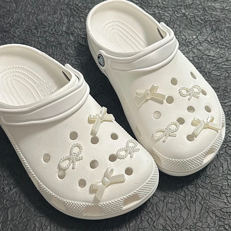 مجموعة كاملة حار بيع DIY هول الأحذية سحر ل لطيف الكرتون اليدوية سحر مصمم جودة حديقة الأحذية الديكور فتاة هدية