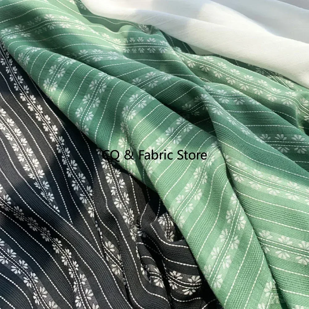 Tessuto a righe jacquard con piccola margherita imitazione fiore Tessuto misto policotone Tessuto firmato per abiti cheongsam da donna fai da te
