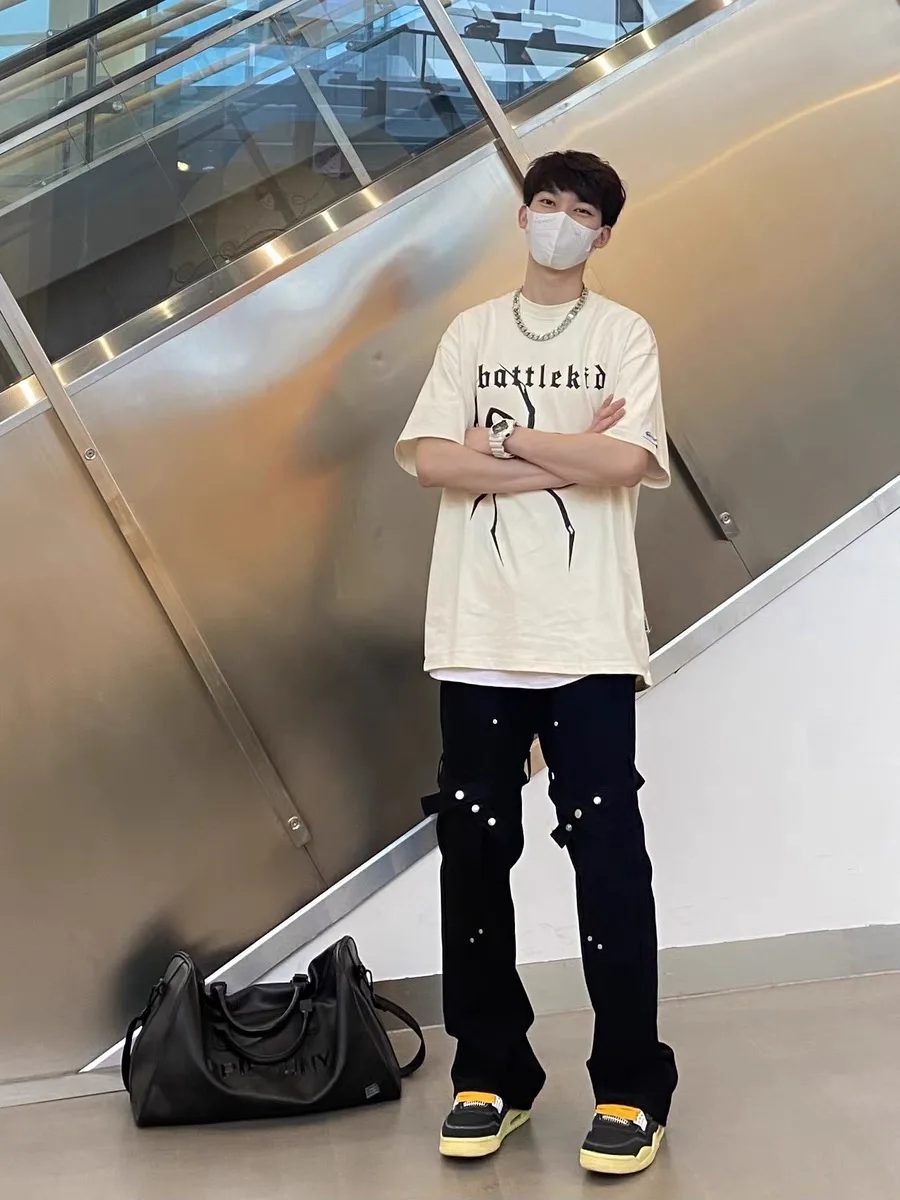 

Loose Straight Leg Jeans Micro Flared Design Unisex High Street Style Casual Fashionable Long Trousers for Men And Women