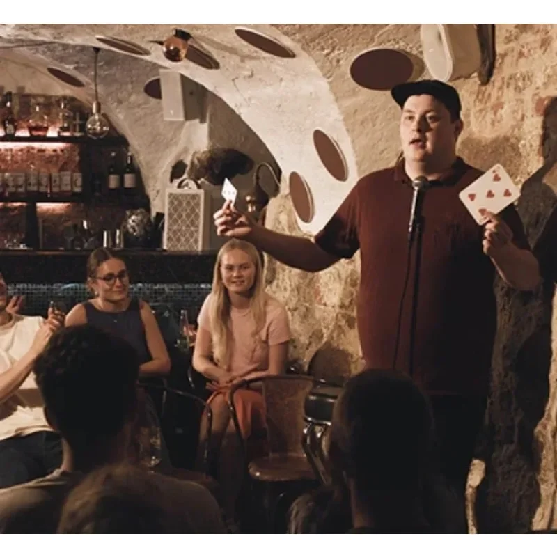 มอร์เทนน์'s จัมโบ้ การ์ดทริก การ์ดที่เลือก ทำนายการ์ด กลไกมายากล ตลกบนเวที ภาพลวงตาระยะใกล้ กลไกมายากล ของเล่นมายากล  อุปกรณ์ประกอบการแสดงมายากล