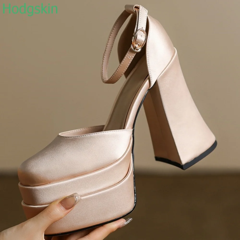 Sepatu hak tinggi tumit rendah untuk wanita, sepatu Platform pernikahan Chunky, sepatu hak tinggi tali pergelangan kaki dangkal Satin jari persegi, sandal pesta hak 12cm/15cm