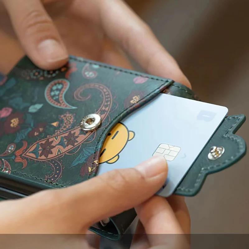 Thumbnail 2 - #7 Samsung Z Fold 4 Cases Comparison Guide