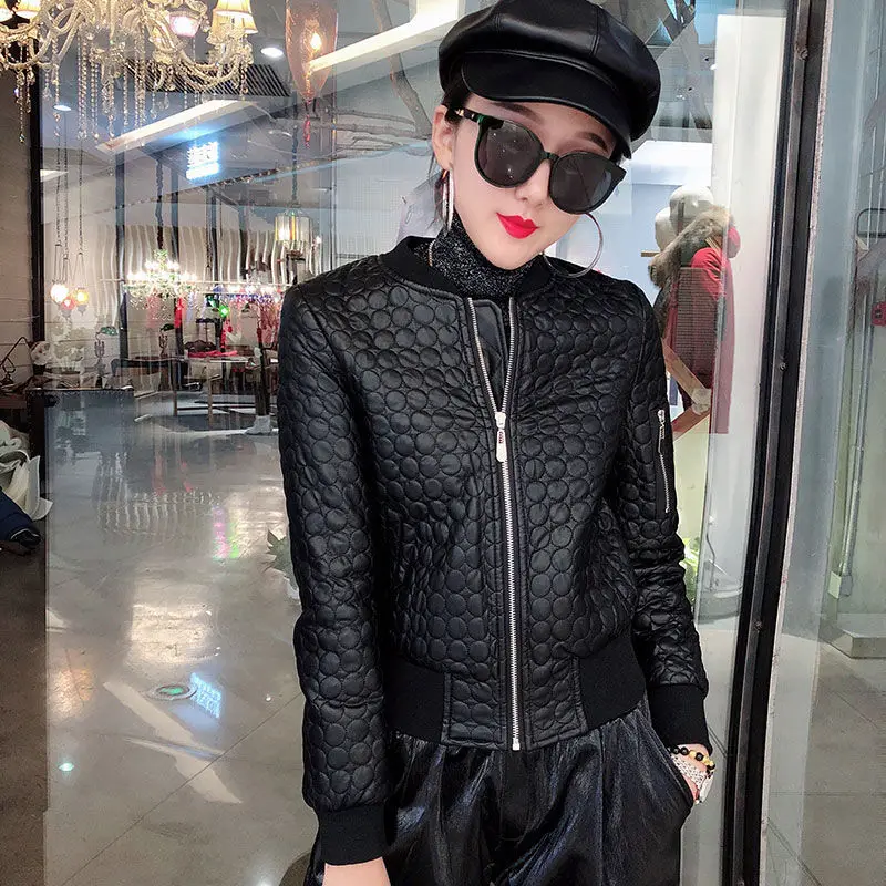 Primavera nuova 2025 giacca casual da donna in ecopelle giacche oversize in PU streetwear femminile cappotto da motociclista sottile capispalla con cerniera per ragazza