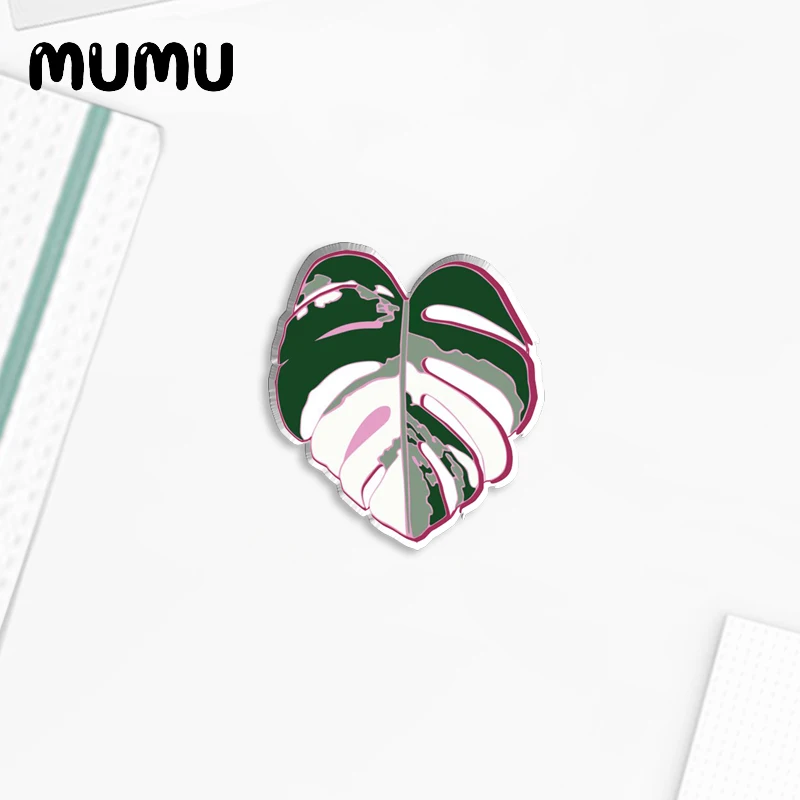 2024 New Monstera Leaf Lapel Pin Green Leaves Acrylic Brooches Handmade Epoxy Jewelry Shirt Bag Badge