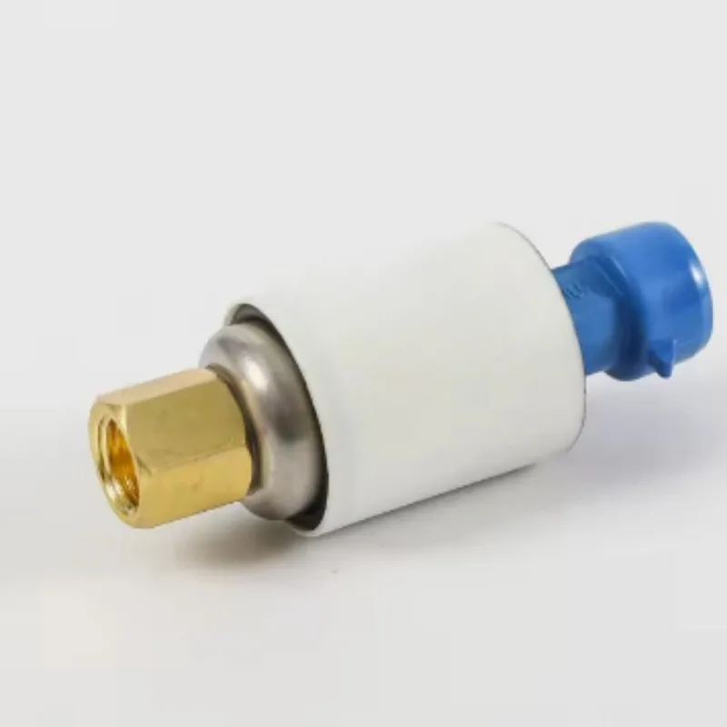 

YCQB02L12 02H18 05L01 YCQC02L18 03L05 Pressure Sensor Transmitter