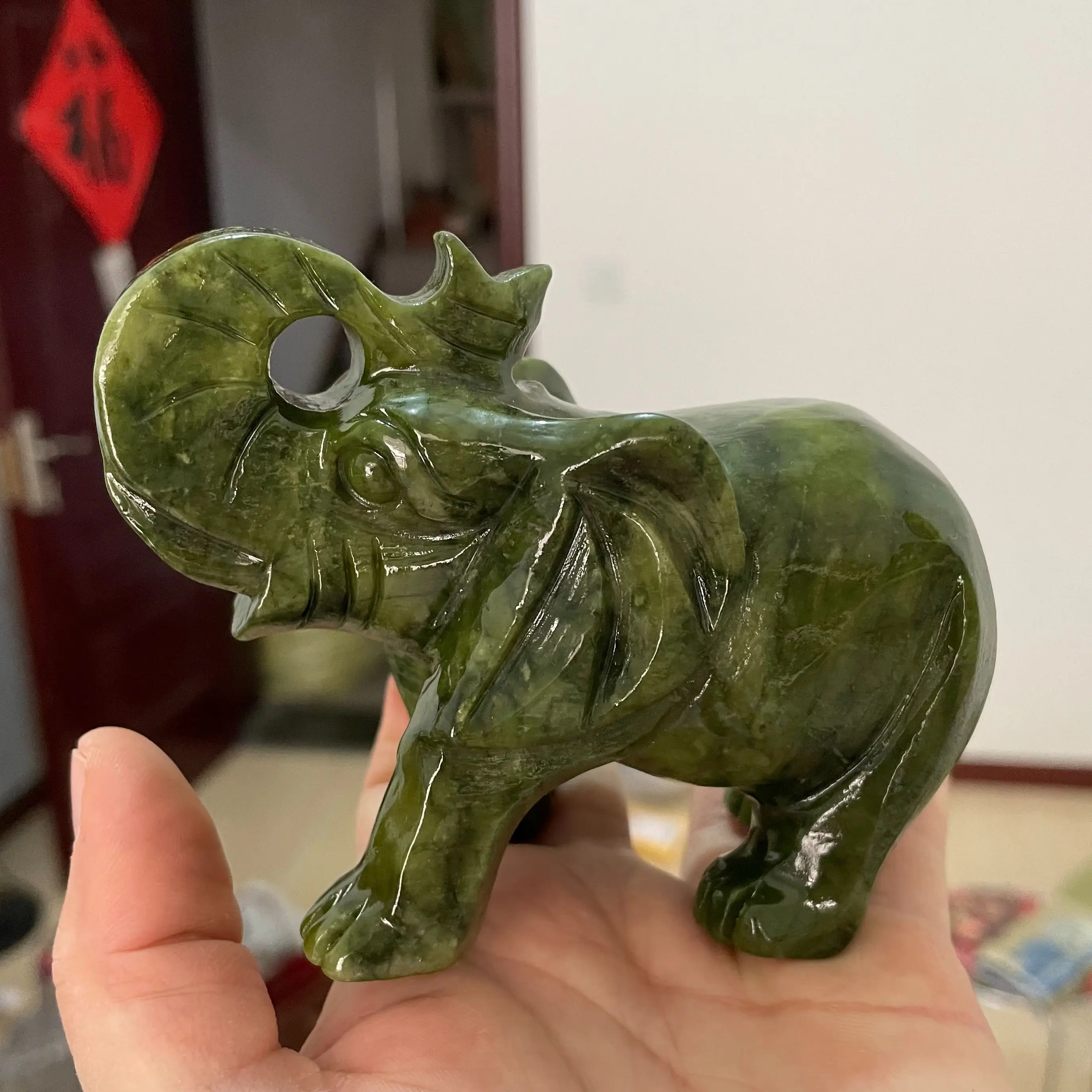 12cm Elephant Statue Natural Stones Green jade Healing Crystals Carved Animal Figurines Room Decor Gem Craft Trinket