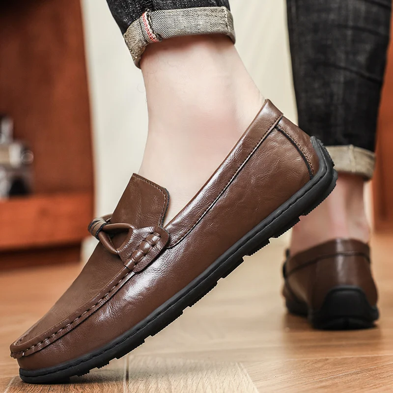 

Men's Slip-On Soft-Soled Casual Shoes 2026 New Style British Style Round Toe Breathable Anti-Slip Rubber Bottom Leather
