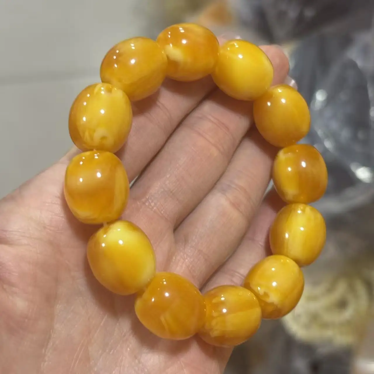 Natural Amber Honey Wax Bracelet Baltic Chicken Oil Yellow Barrel Bead Amber Bracelet Original Stone Men\'s and Women\'s Pendant
