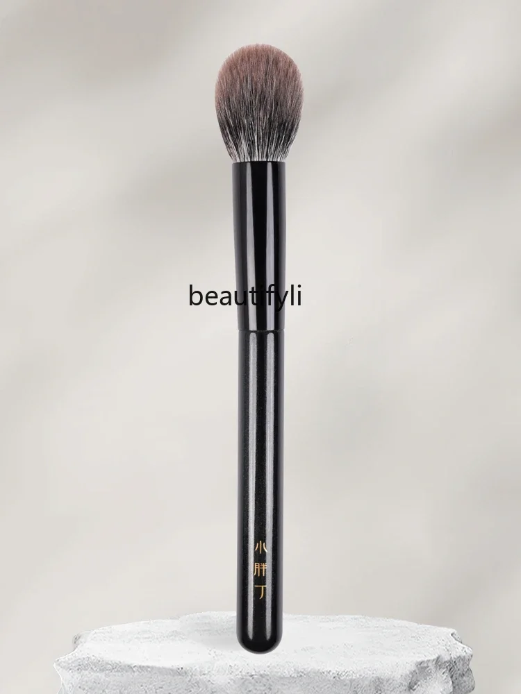 

K46 Flame Spot Blush Brush Fluffy Partial Highlight Brush Soft Animal Hair Makeup Brush