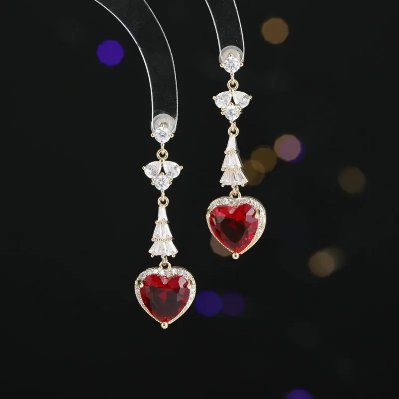 

Red heart-shaped zircon stud s925 silver needle earrings, fashionable and versatile earrings for women