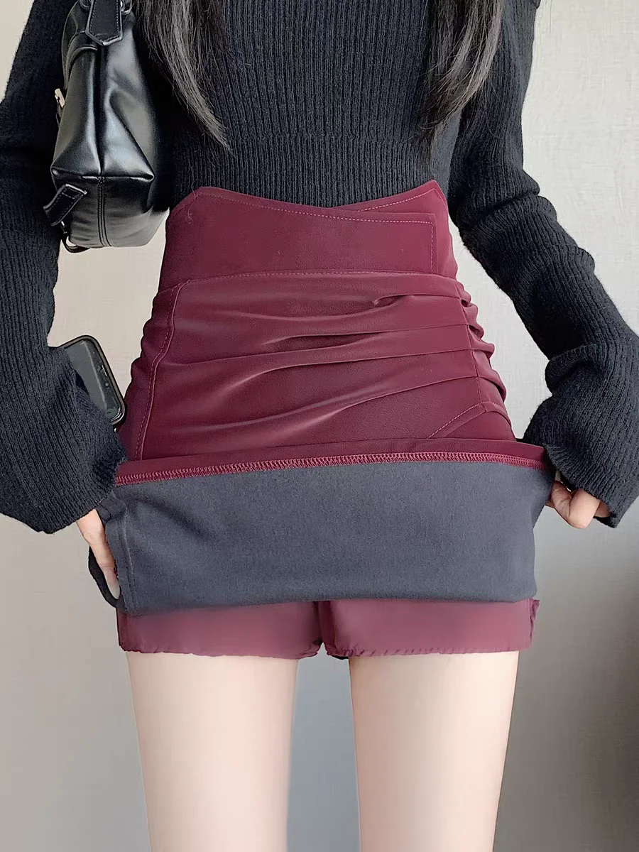 Mini jupe asymétrique en velours à la mode: jupes crayon amincissantes taille haute pour petites femmes-automne 2025 nouveauté