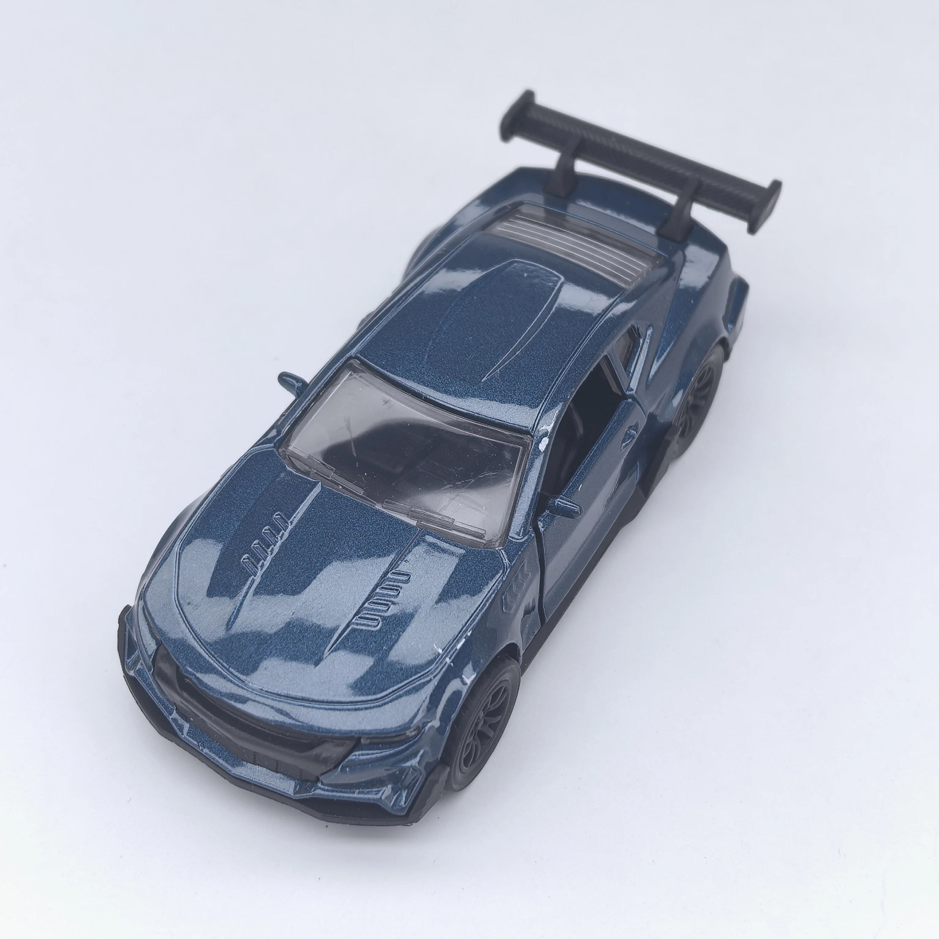 Alloy car model, realistic sports car model, children's toy racing car, inertia pull-back car with openable doors, car ornament