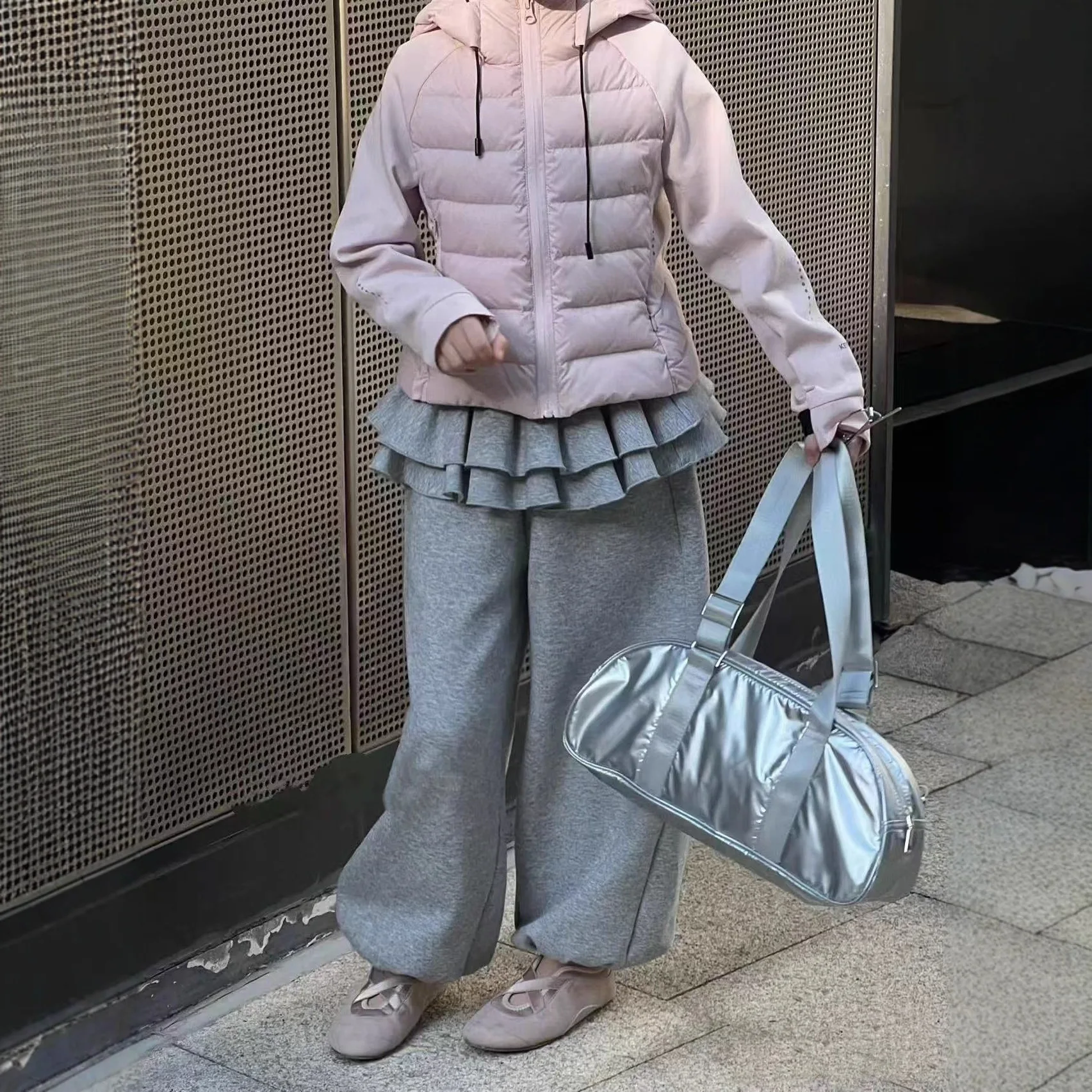 Children's Clothing 2025 Winter Girls Fashion Versatile Foreign Style Warm Solid Color Down Jacket