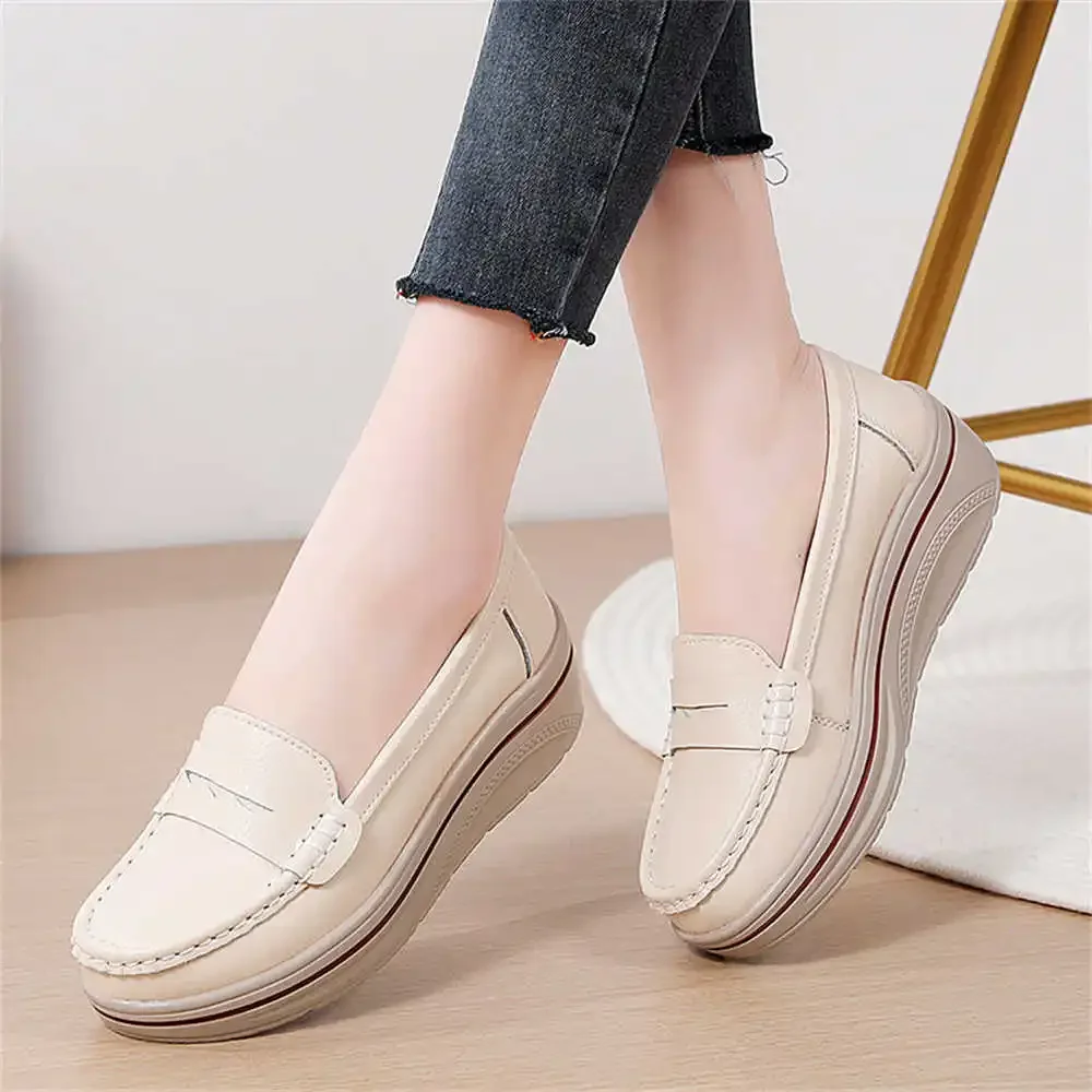 

Slipon Nurses Sneakers Size 48 Running Footwear Summer Woman 2024 Original Shoes Shoes Sport Particular Seasonal Festival