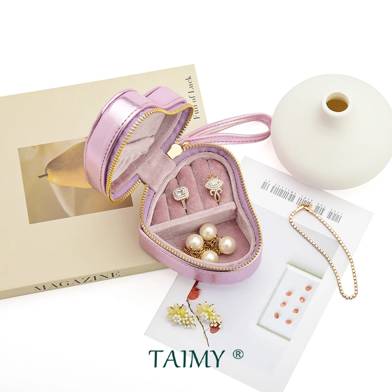 

Дорожная шкатулка для драгоценностей в форме сердца из искусственной кожи, портативный чехол-органайзер для сережек, колец и ожерелья для женщин и девочек, подарок, мини-хранение