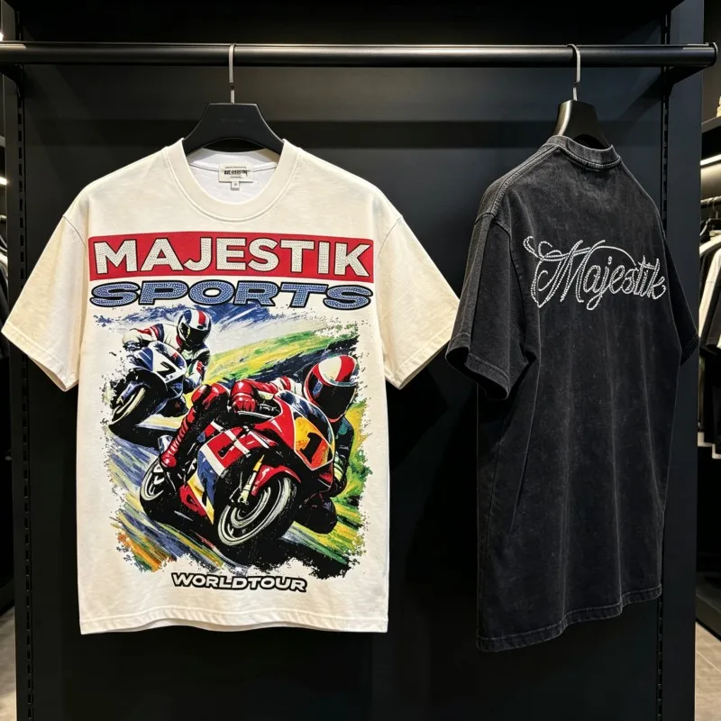Ink Printed Racing Graffiti MAJESTIK Tshirts Men Women Hiphop Street Outfit Vintage Distressed Rhinestone Letter Short Sleeve