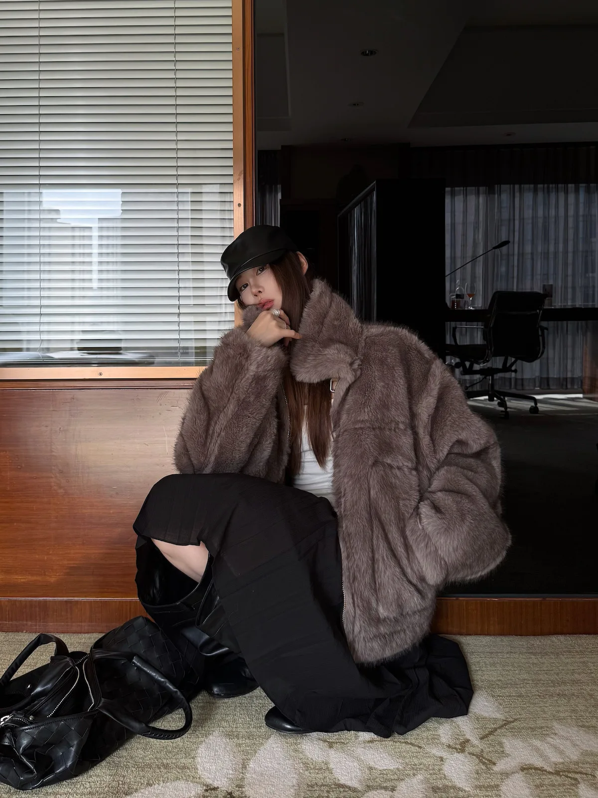 

Sermeet Retro Motorcycle Sle Double-Sided Wear Fur Jaet Women's Loose Stand Collar ort Coat Faionable Versatile