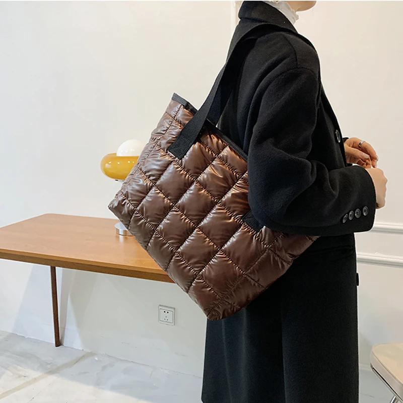 Nieuwe Mode Grote Tote Gewatteerde Handtassen Herfst Gewatteerde Vrouwen Schoudertassen Luxe PU Down Katoenen Draad Crossbody Tas Wintertas