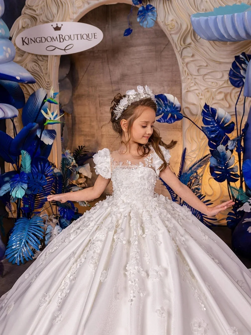 White Flower Girl Dress Lace Satin Ball Gown Wedding Gown First Christmas Party Luxury Evening Gown For Girlsفساتين اطف