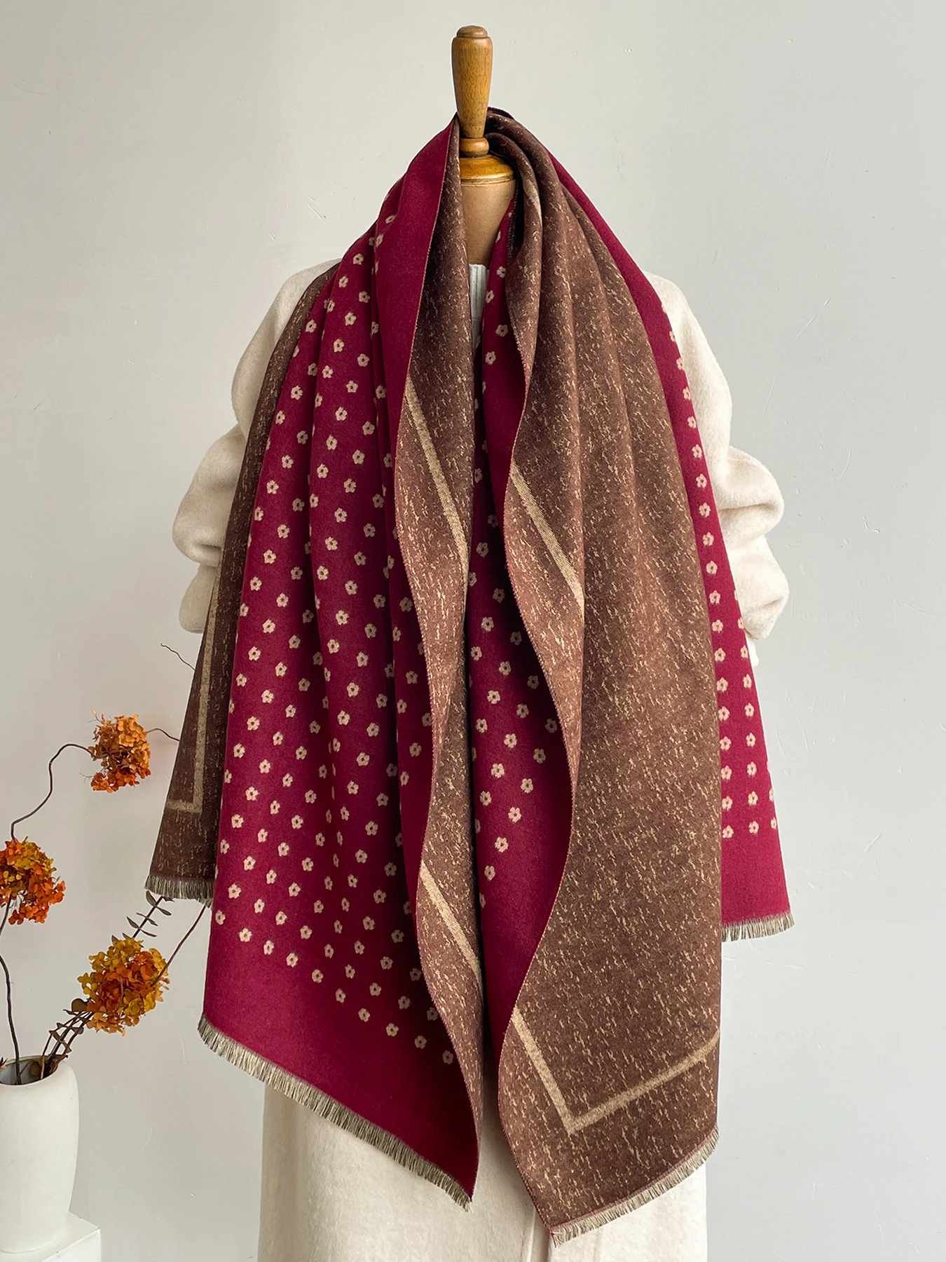 Women's Warm Faux Cashmere Shawl Autumn Winter Jacquard Scarf Wrap Functional Neck Protection Blanket Style