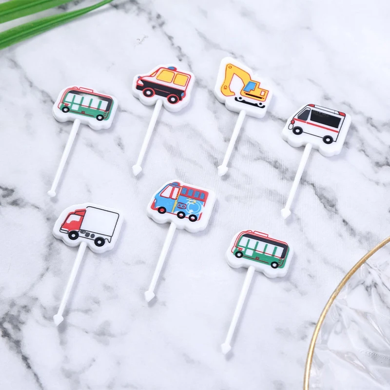 Vehicle Shaped Fruit Forks Food Grade Plastic Mini Cake Toothpick Automobile Style Forks for Toddler Lunch Box Decor Accessories