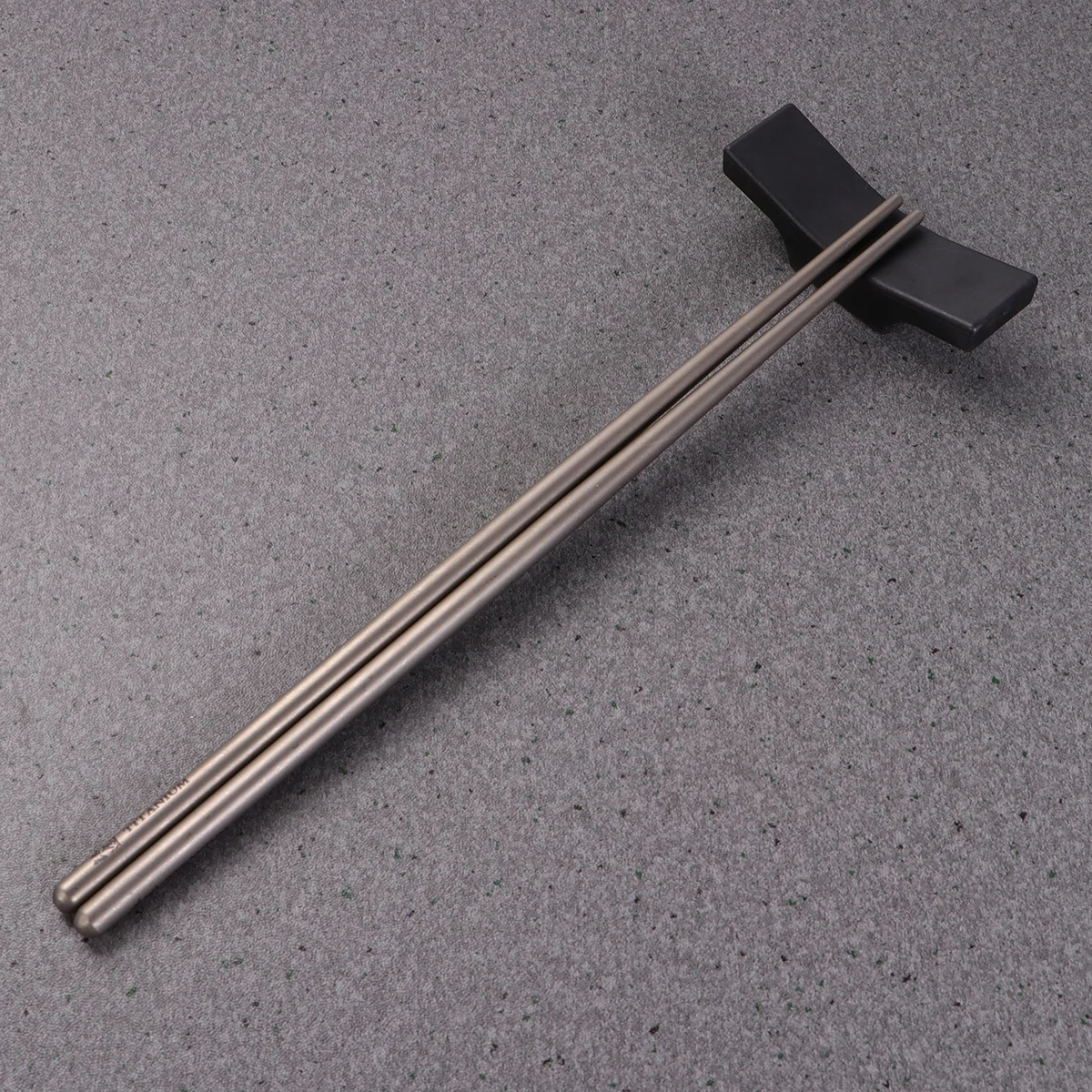 

8Pcs Chopstick Holder Resin Creative Spoon Fork Stand Table Supplies Wear Resistant Chopsticks Care for Wedding Birthday