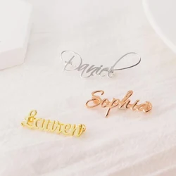 Customized Unique Name Letter Brooch Made of Stainless Steel as a Beautiful Gift for Female Colleagues and Leaders