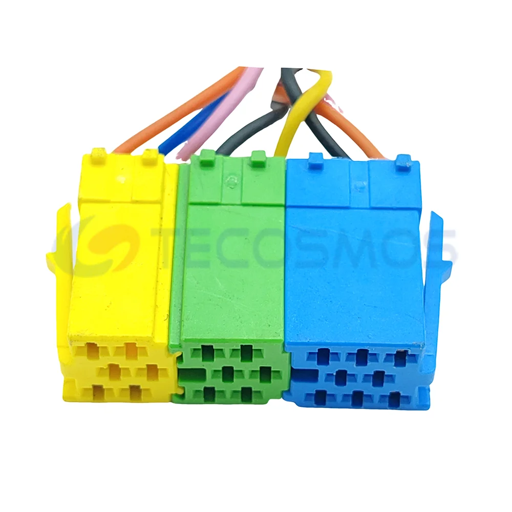 20 Pin Car Universal Mini ISO Socket audio MP3 CD player AUX plug Connector For VW VM20A Passat B5 Bora POLO Skoda Aodi Hyundai