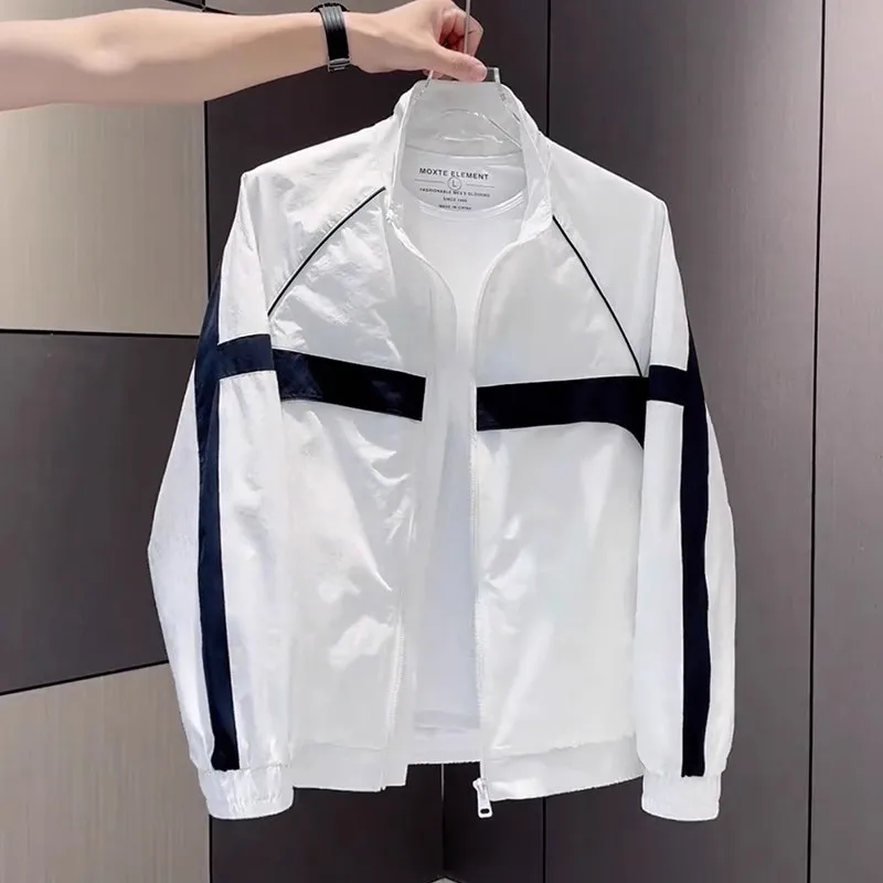 Early Autumn 2026 Men's High-End Color Block Casual Jacket Lightweight Comfortable Top Fashionable Youth Polyester Fiber
