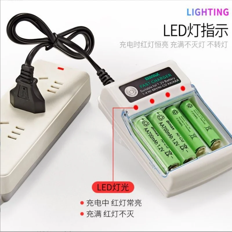 AA / AAA Battery Charger 4 Slots AC 110V 220V For NI-MH /NI-CD AA AAA Charging 1.2V Rechargeable Battery Charger