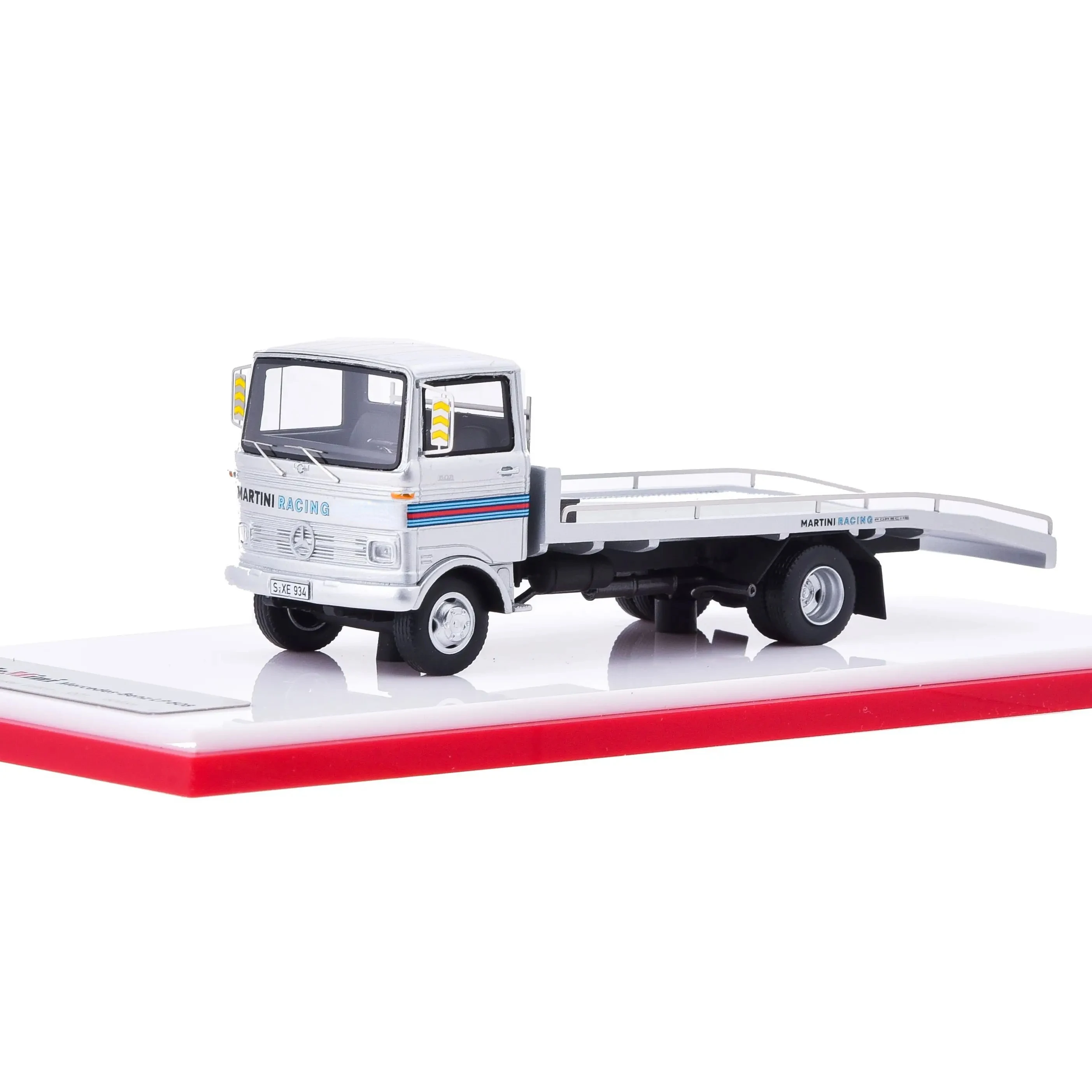 ScaleMini 1:64 Scale Simulation Model for Benz LP608 Transporter Van Container Truck Resin Car Model Vehicles Toy