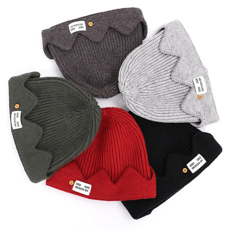 

1pc New Cosplay Winter Warm Beanie Hat Topic Exclusive Crown Knitted Cap