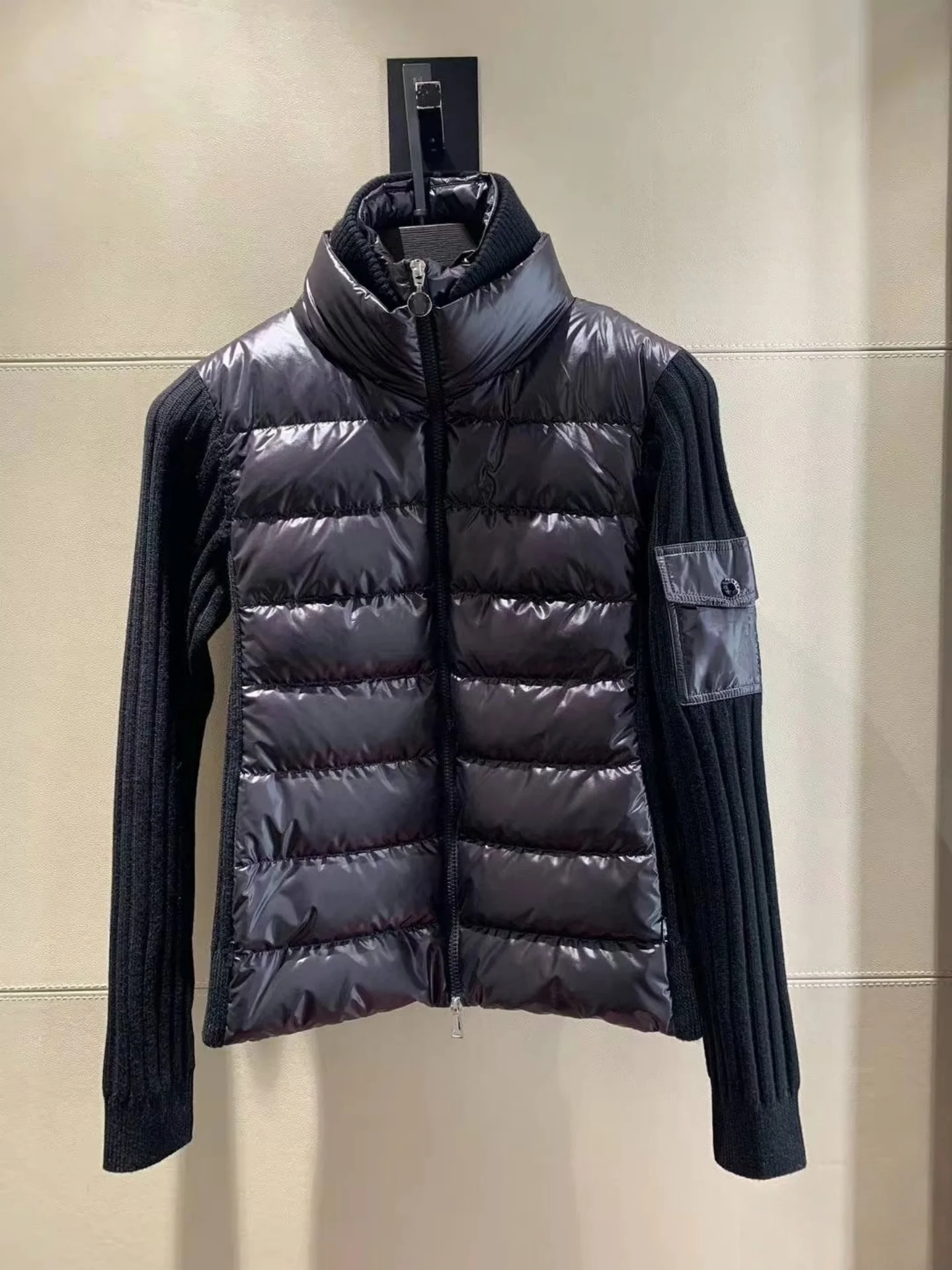 

Классический американский повседневный шерстяной вязаный кардиган с карманами, женская модная теплая куртка на молнии с наполнителем из белого утиного пуха