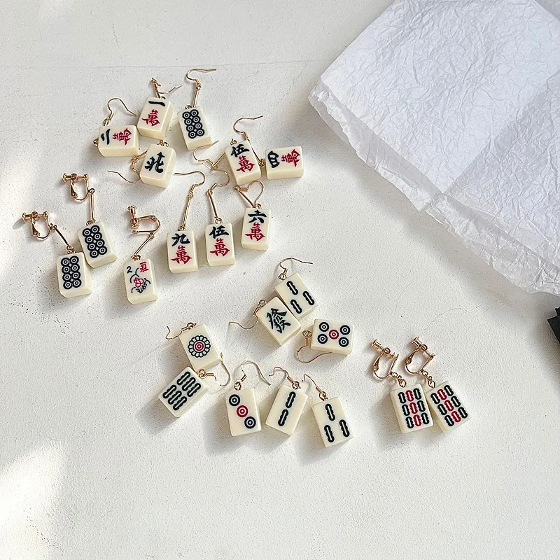 Chinese Style Fun Mahjong Creative Earrings for Egirl 2022 Fortune Red Middle Vintage Aesthetic Earring Ear Clips Y2K Jewelry